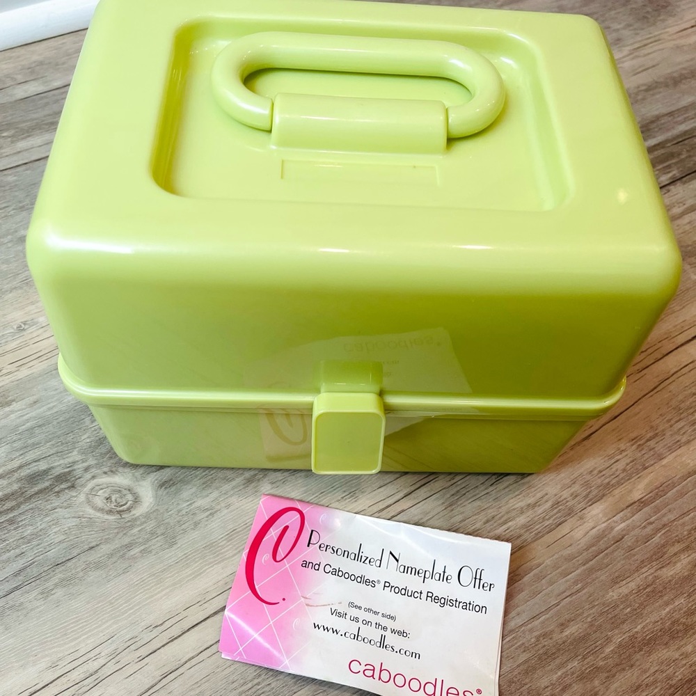 Y2K Vintage Caboodle